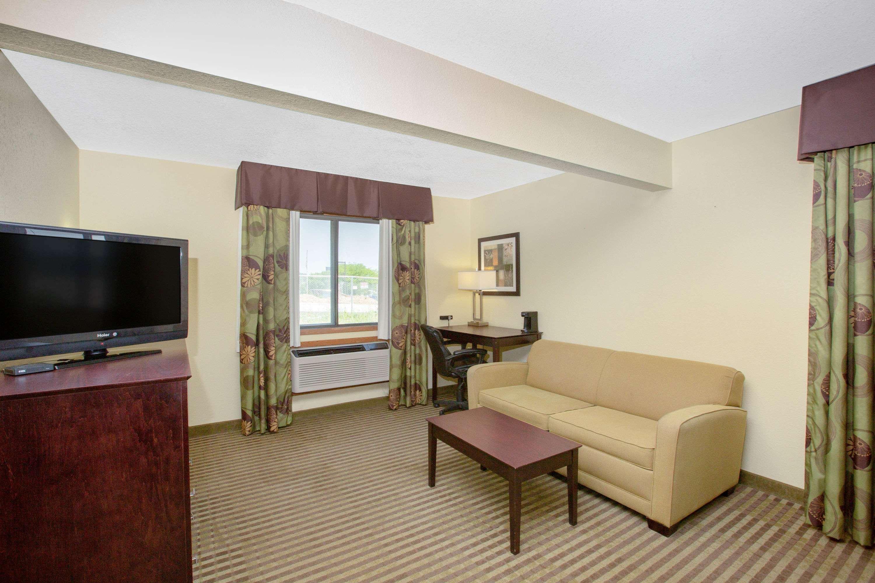 Americinn By Wyndham Council Bluffs Exterior photo
